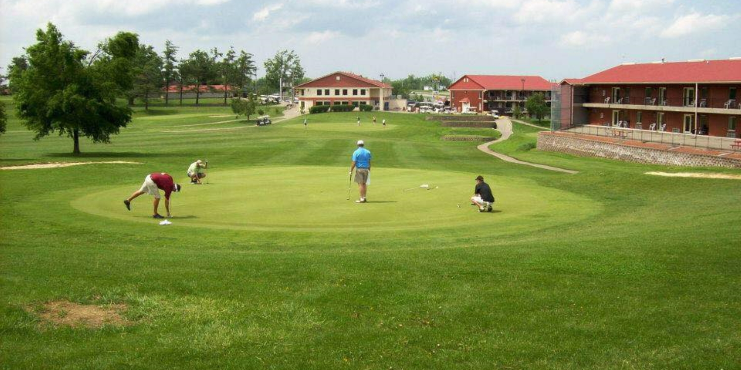 Bright Leaf Golf Resort