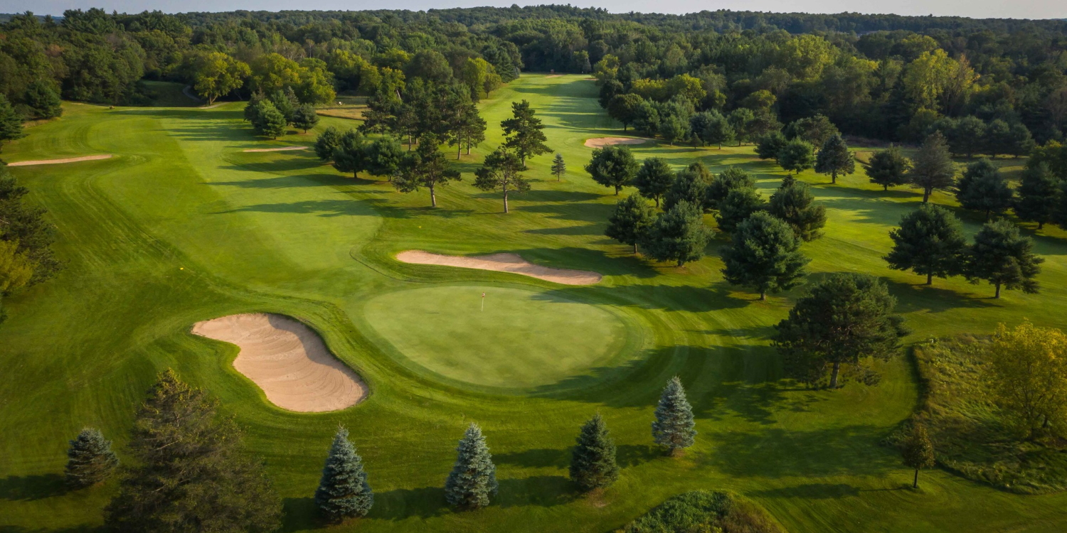 Glacier Wood Golf Club of Iola